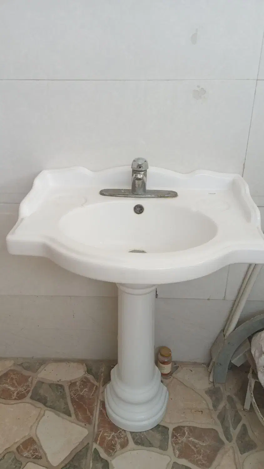 روشویی سرامیکی جنس درجه یک|لوازم سرویس بهداشتی|شوش, |دیوار