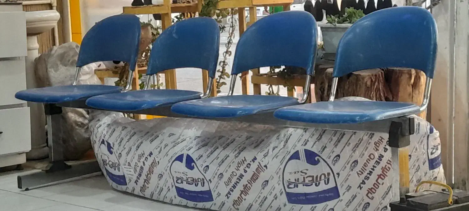 صندلی ۴ نفره مرتب|صندلی و نیمکت|تربت‌حیدریه, شهرک ولیعصر|دیوار