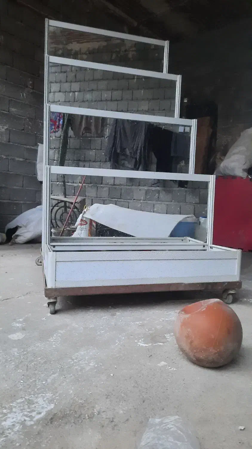 ویترین  آلومینیومی|بوفه، ویترین، کنسول|سقز, |دیوار