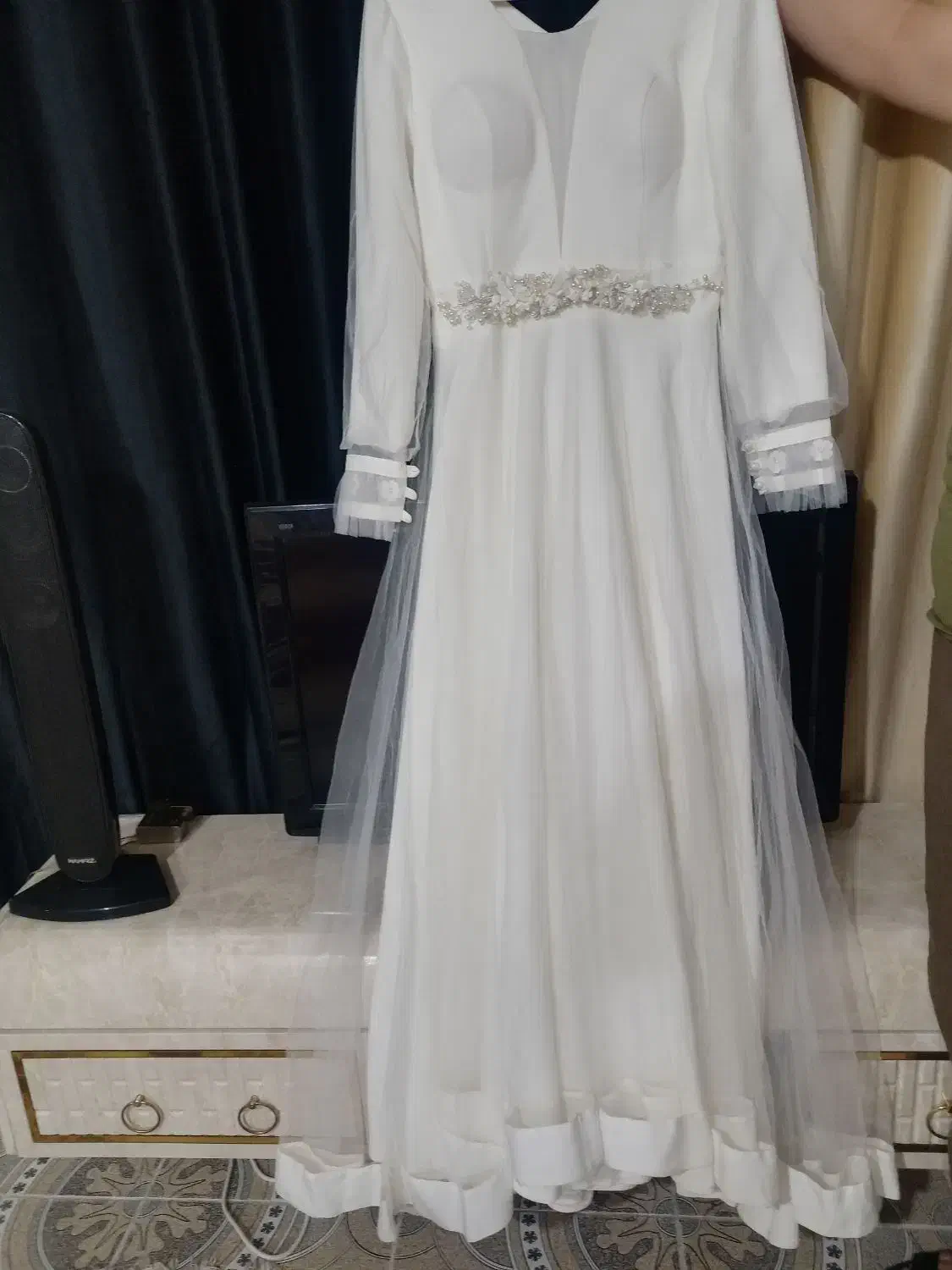 لباس مجلسی|لباس|فیروزآباد (فارس), |دیوار