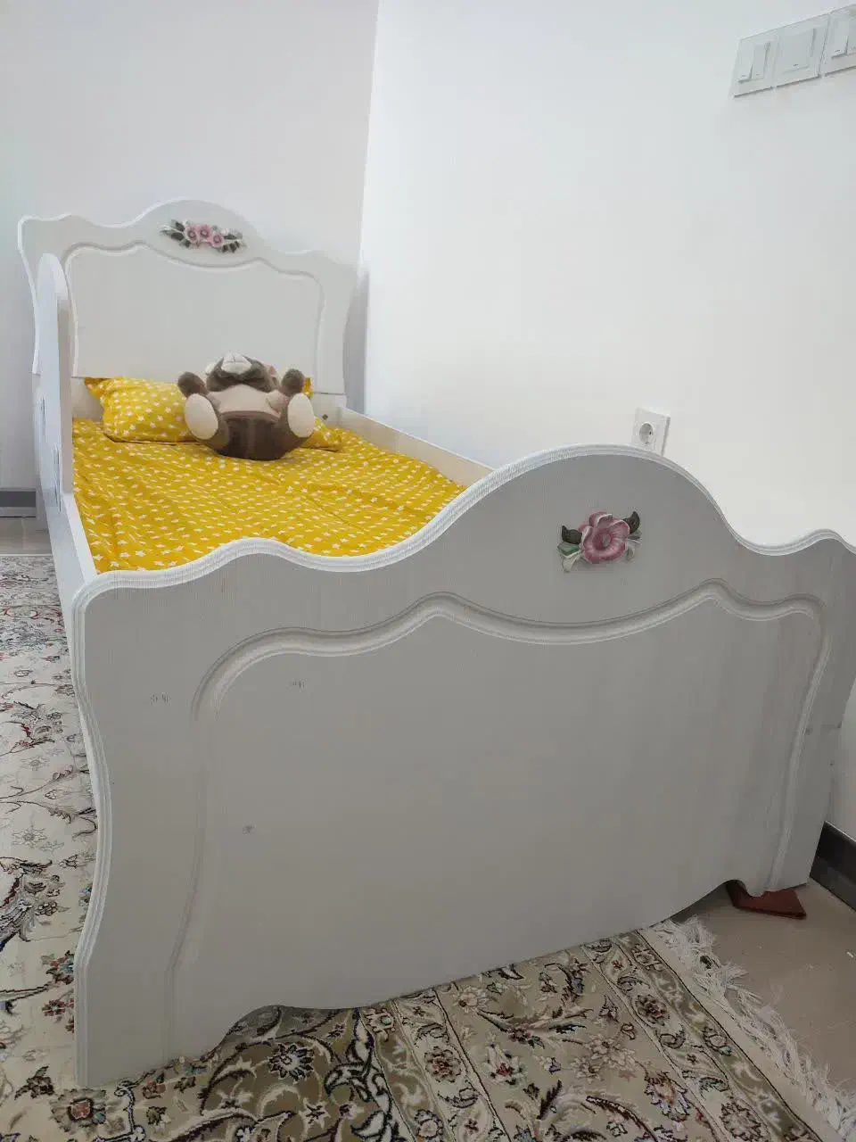 تخت آپادانا مدل پرنسس|تخت و سرویس خواب|سنگر, |دیوار