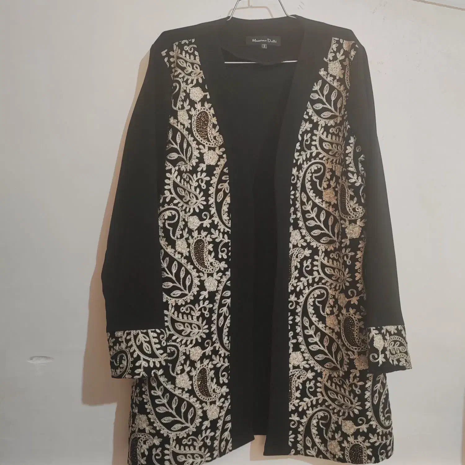 مانتو نو|لباس|یاسوج, |دیوار