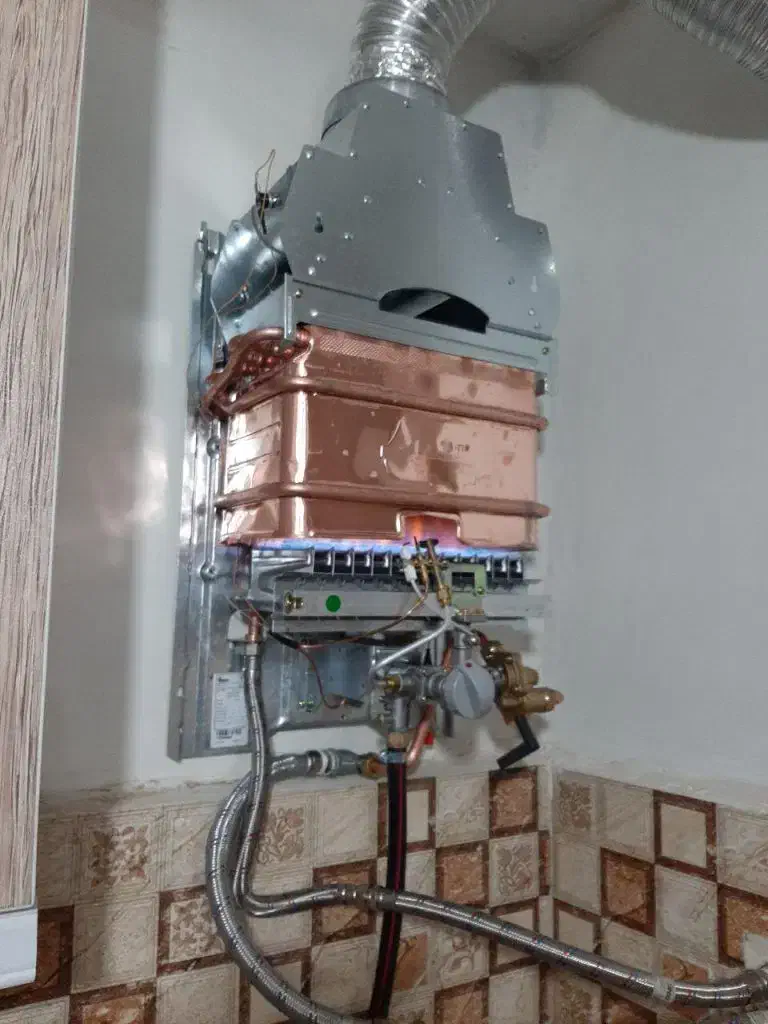 تعمیرات آبگرمکن/سرویس آبگرمکن/نصب آب گرمکن|آبگرمکن، پکیج، شوفاژ|دزفول, |دیوار