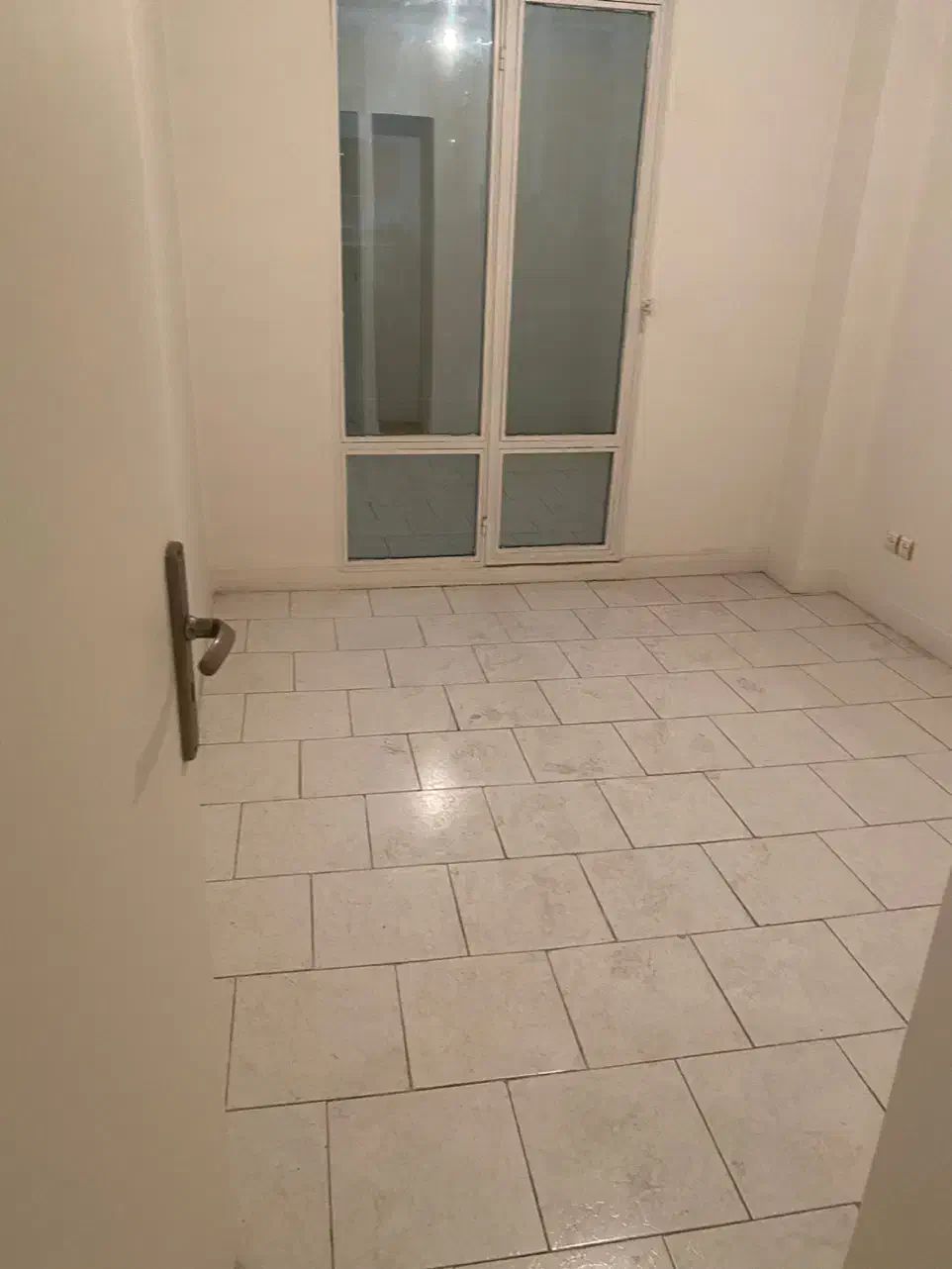 ۸۰ متر دو خواب فول امکانات