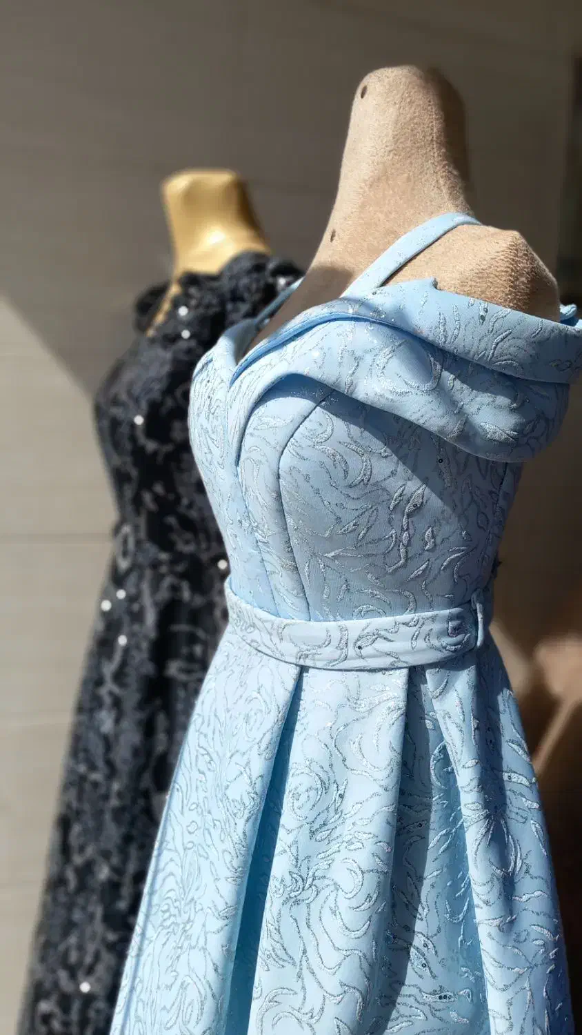 لباس مجلسی|لباس|کارون, |دیوار