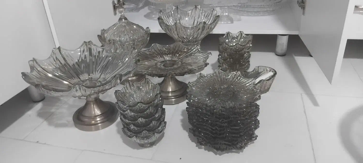 سرویس پذیرایی ۱۲ نفره|ظروف سرو و پذیرایی|ملایر, |دیوار