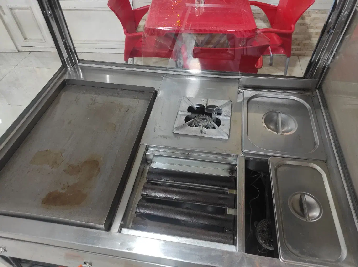 فرساندویچی|کافیشاپ و رستوران|دماوند, دماوند|دیوار