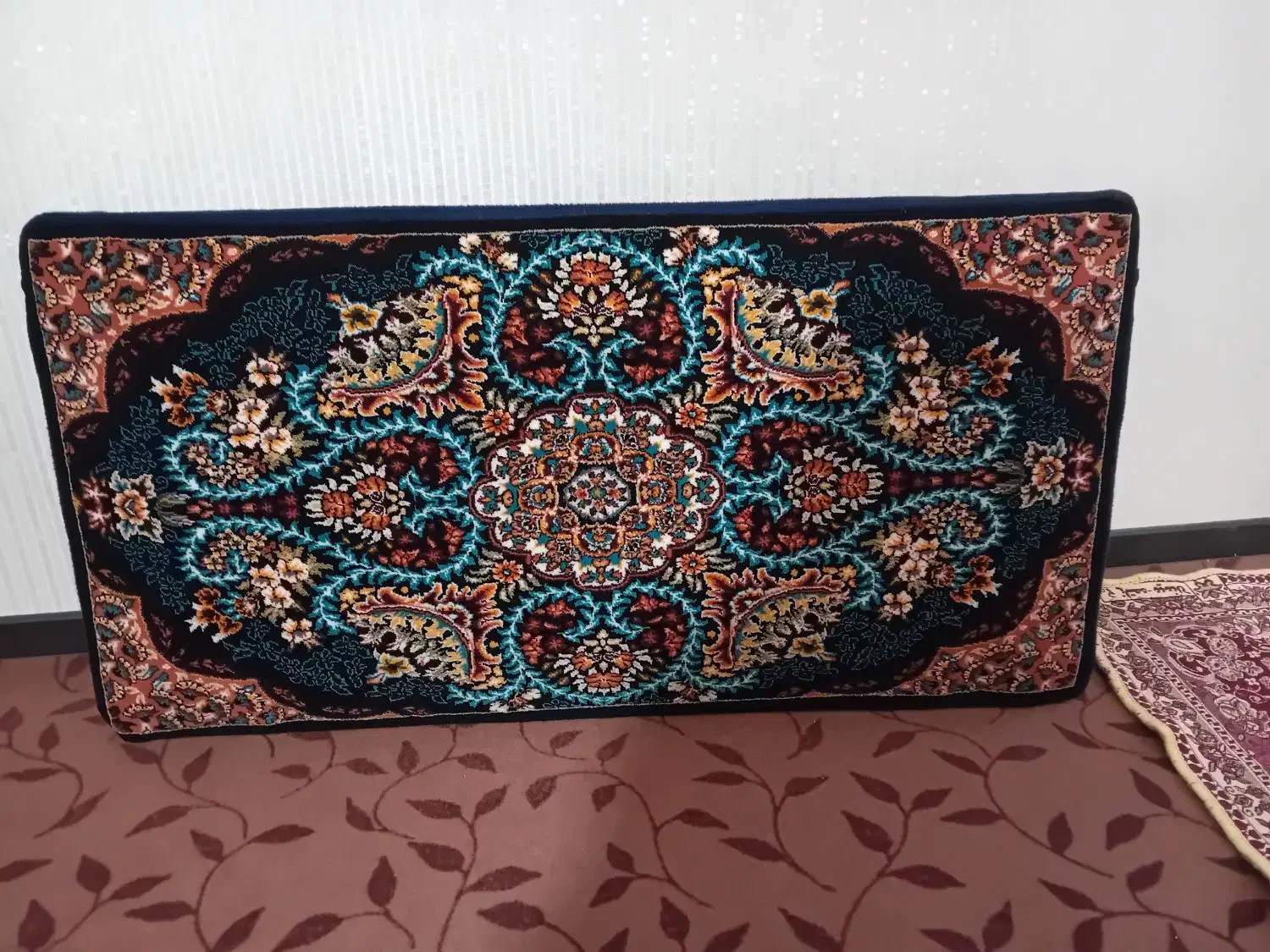 دوجفت پشتی نو|پشتی|شیراز, کاراندیش|دیوار