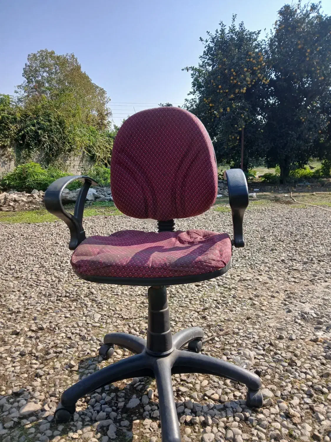 صندلی چرخدار کامپیوتر|صندلی و نیمکت|سیاهکل, |دیوار