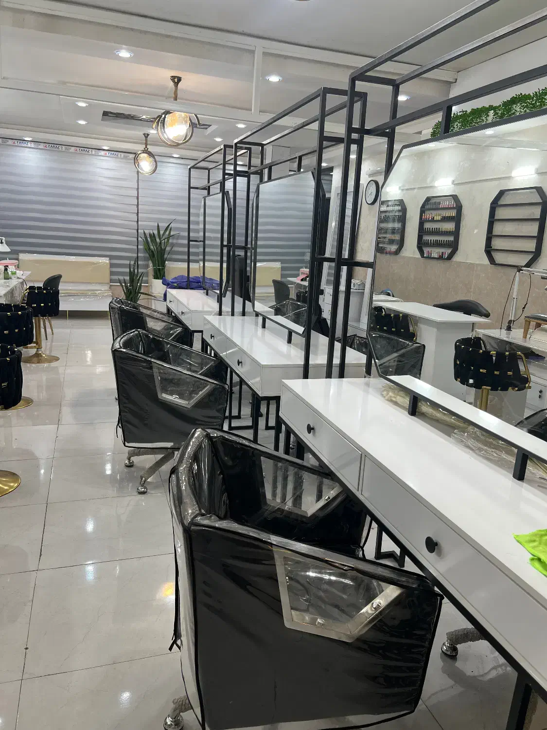 اجاره لاین در بهترین منطقه ملک شهر|اجارهٔ دفتر کار، اتاق اداری، مطب|اصفهان, مهدی آباد|دیوار