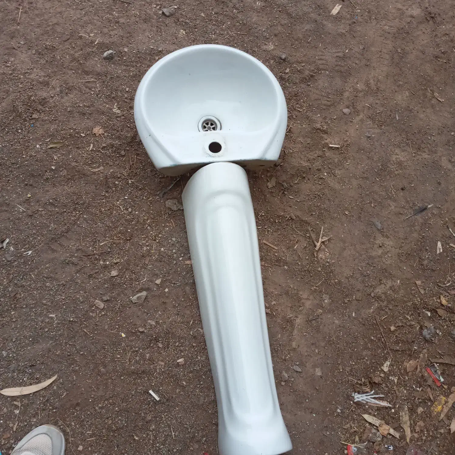 یک عدد روشوی سالم سالم|لوازم سرویس بهداشتی|پرند, فاز ۵|دیوار