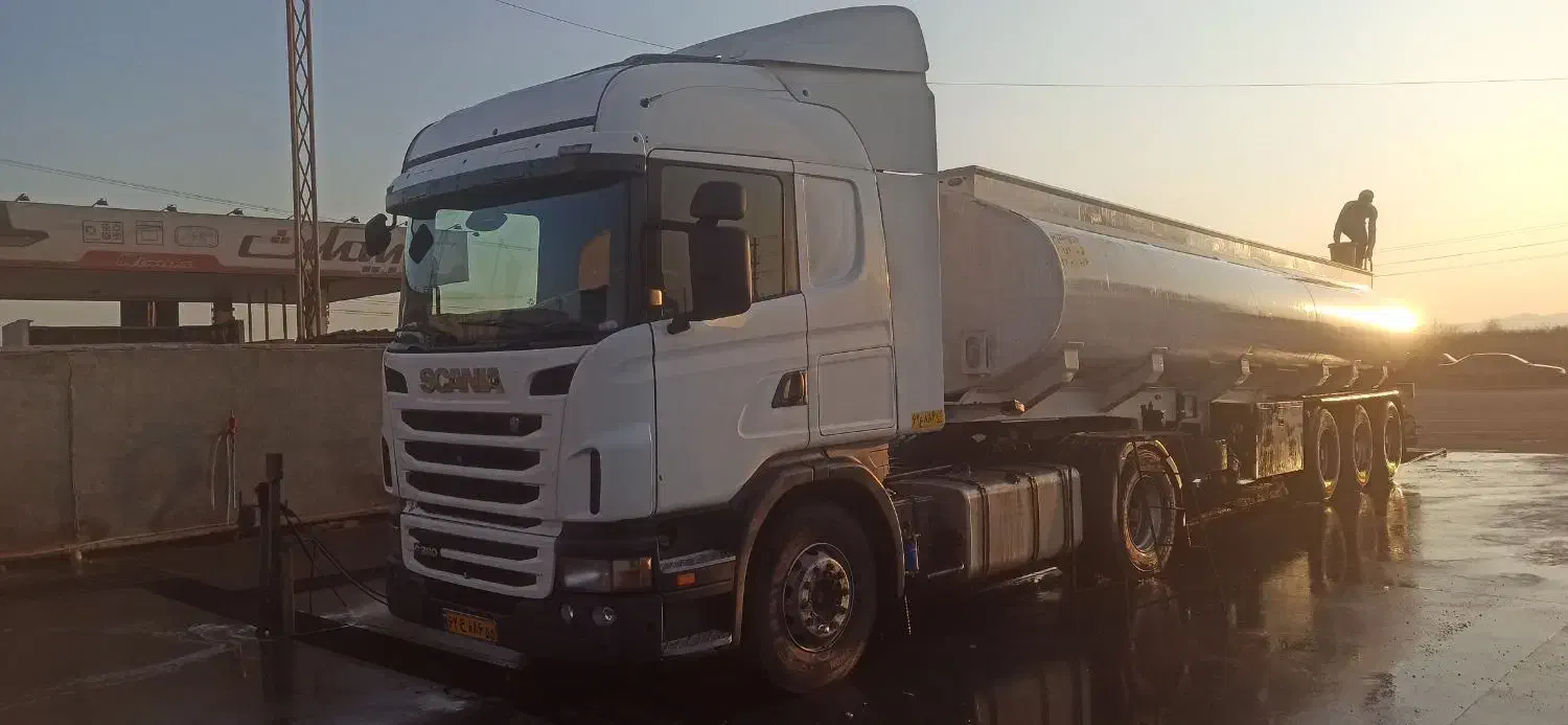 راننده پایه یک هستم .|استخدام حمل و نقل|اسلامشهر, شهرک قائمیه|دیوار