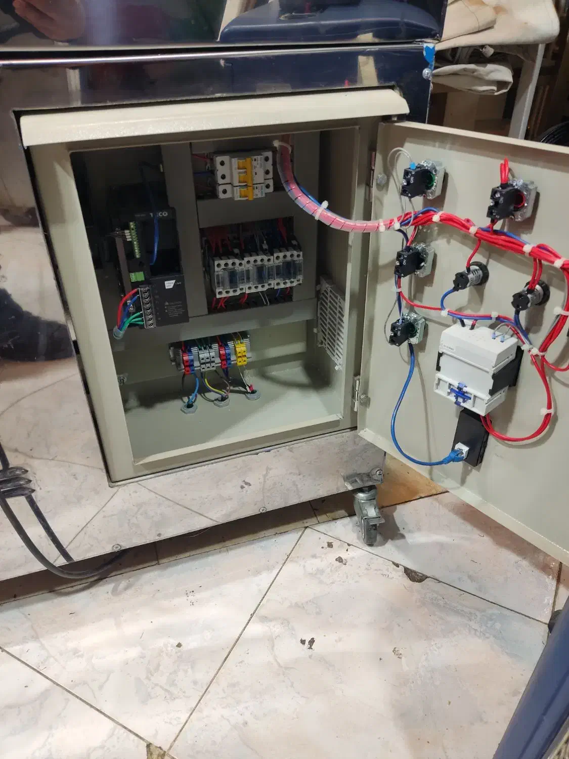 دستگاه روغن گیری کالیبر 75|سایر لوازم برقی|شیراز, منطقه هوایی شهید دوران|دیوار