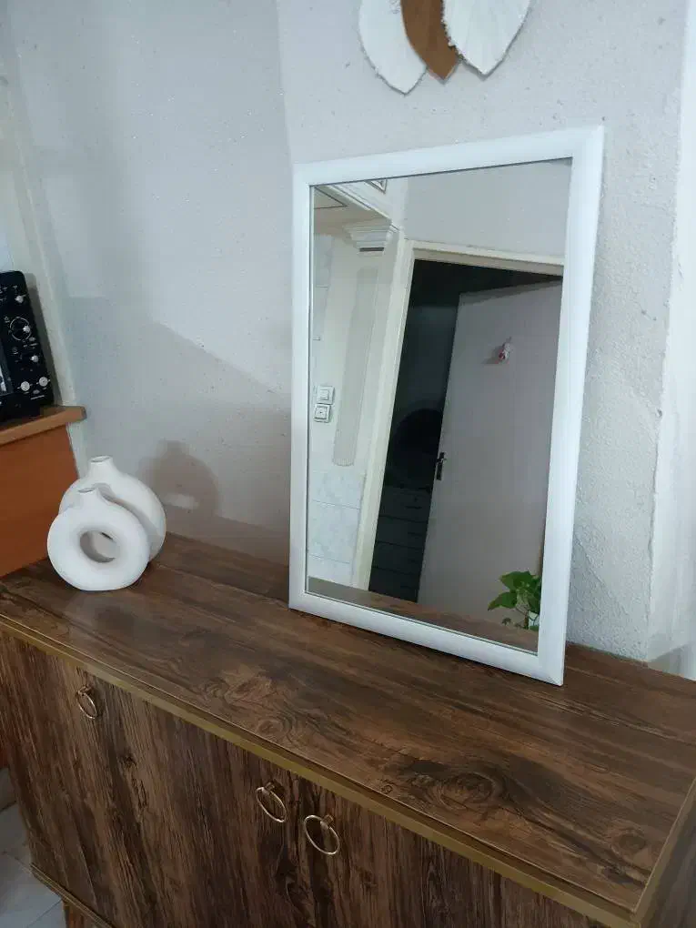 آیینه زیبا|آینه|قزوین, |دیوار