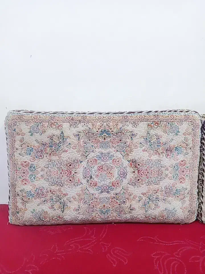 پشتی پنبه ای|پشتی|دهگلان, |دیوار