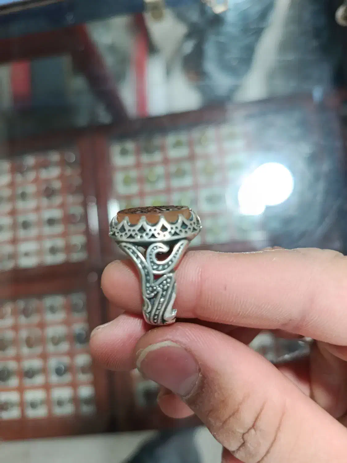 انگشتر عقیق یمنی خطی|جواهرات|کاشان, باغچه فیض|دیوار