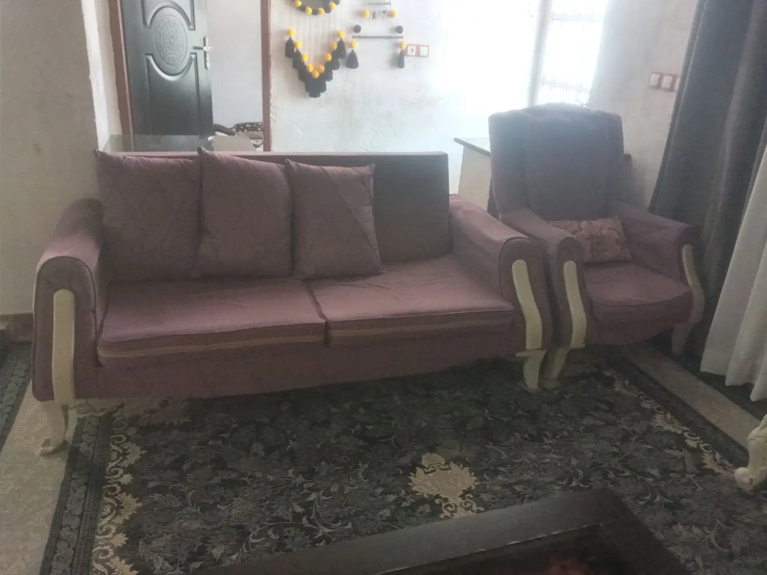 مبل|مبلمان خانگی و میز عسلی|کوه چنار, |دیوار