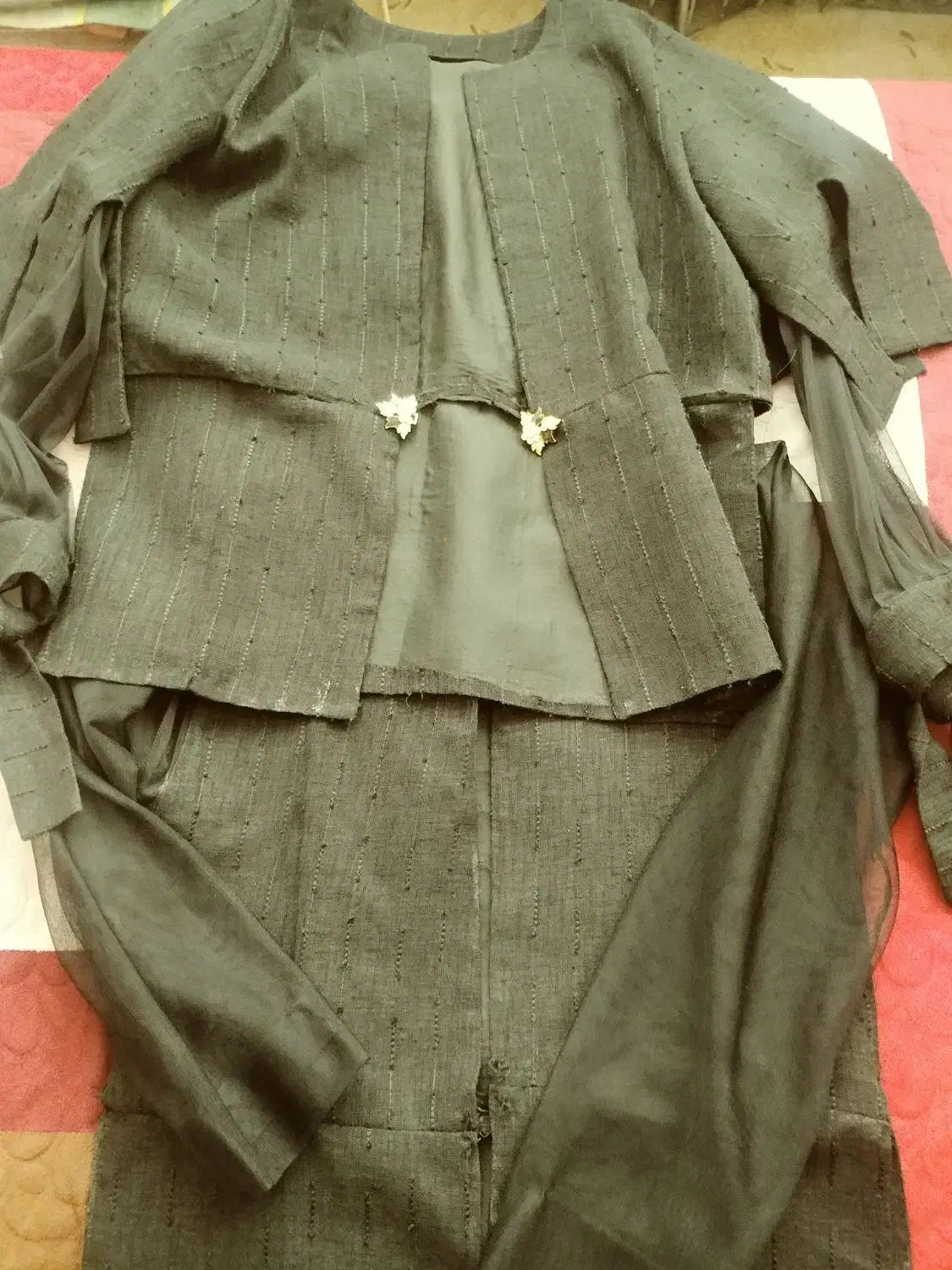 لباس|عمدهفروشی|فیروزکوه, |دیوار