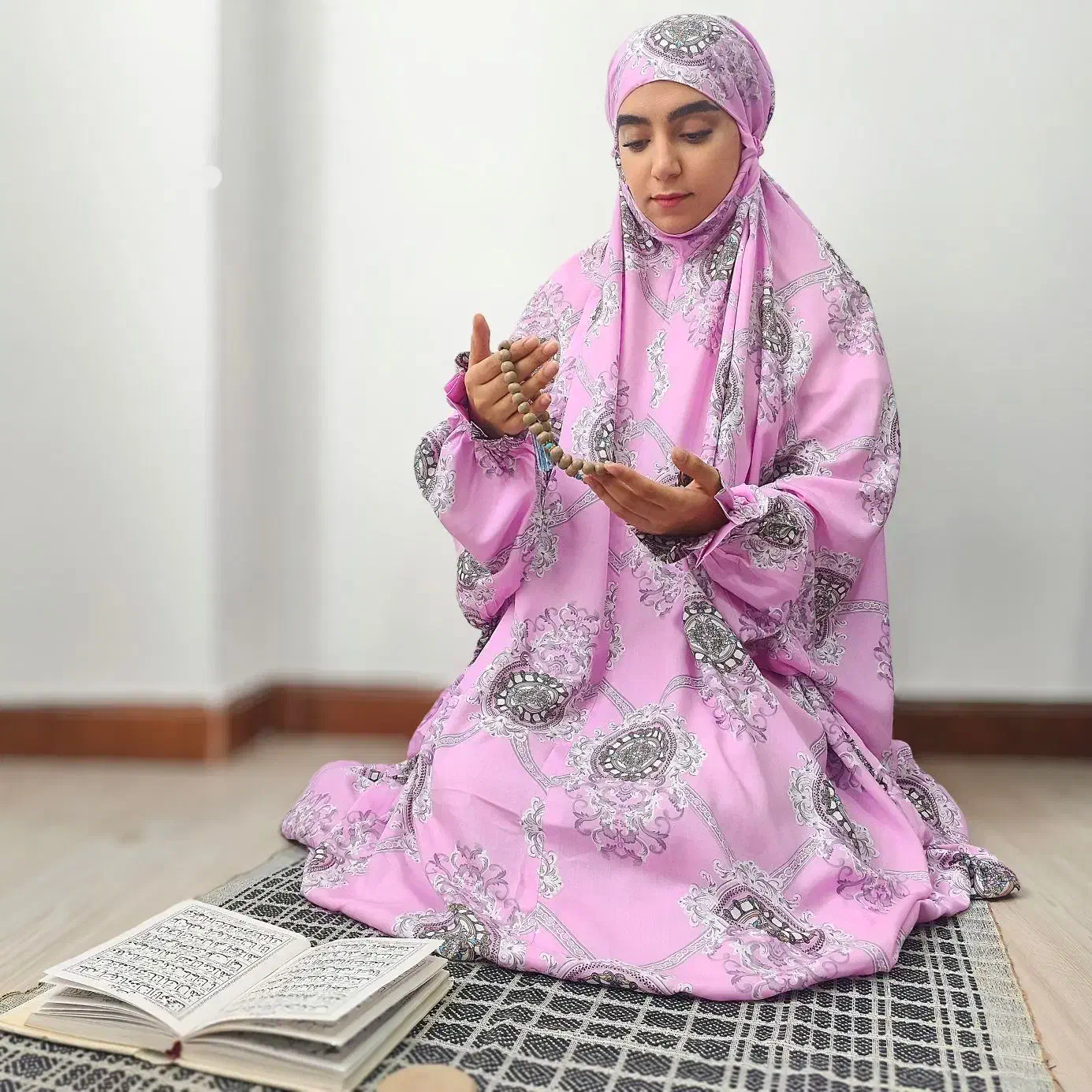 تولید کننده انواع چادر نماز|لباس|تهران, شمشیری|دیوار