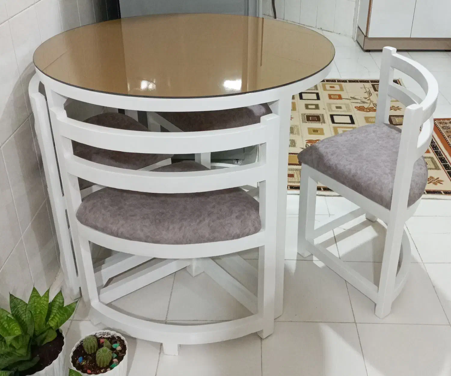 میز غذاخوری ۴ نفره کمجا نو نو|میز و صندلی غذاخوری|تبریز, |دیوار