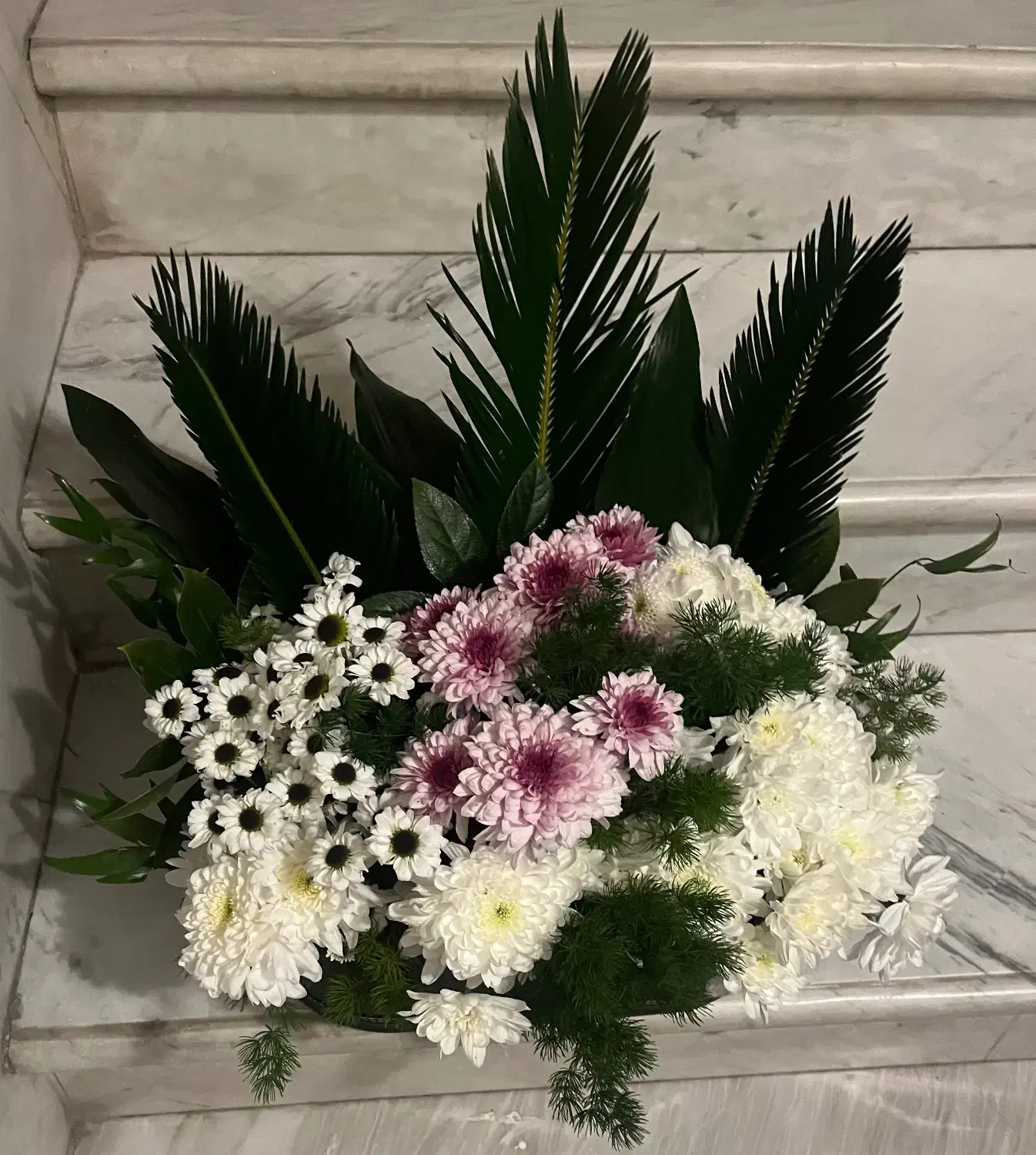 گل با سبد چرم|گل و گیاه طبیعی|اصفهان, جلفا|دیوار