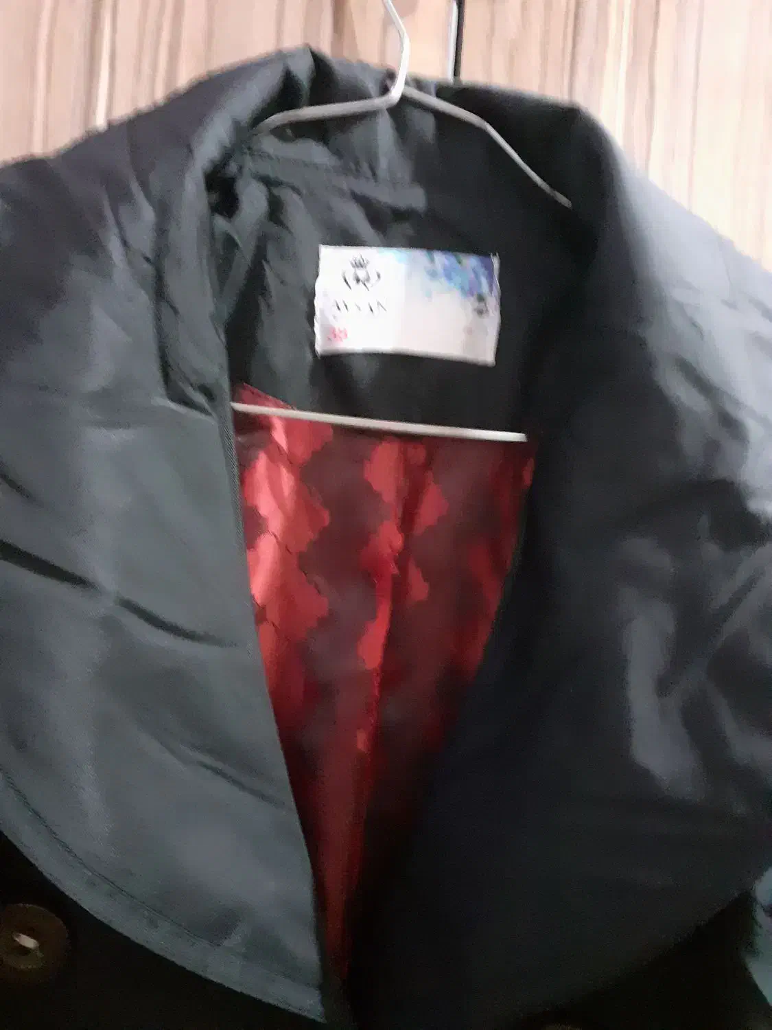 پالتوبارونی|لباس|تالش, هشتپر|دیوار