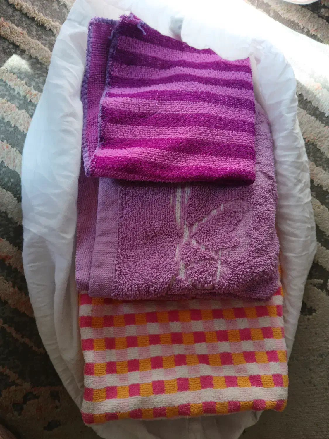 پتو 2عدد-ملحفه-حوله3عدد-کاور بزرگ زیپدار|رختخواب، بالش، پتو|شیراز, گلدشت معالیآباد|دیوار