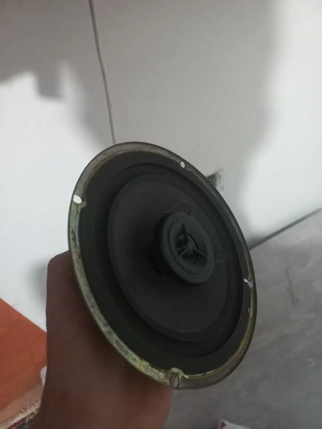 باند گرد|صوتی و تصویری|رشت, لاکان|دیوار