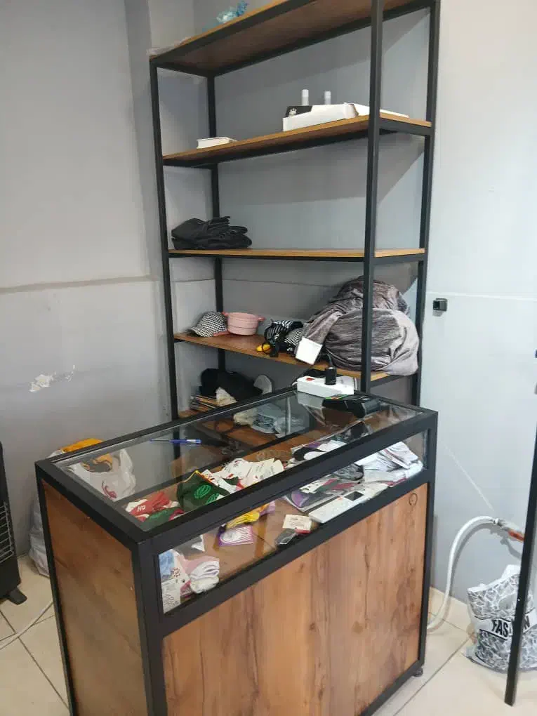 میز وقفسه ورگال|فروشگاه و مغازه|گرگان, |دیوار