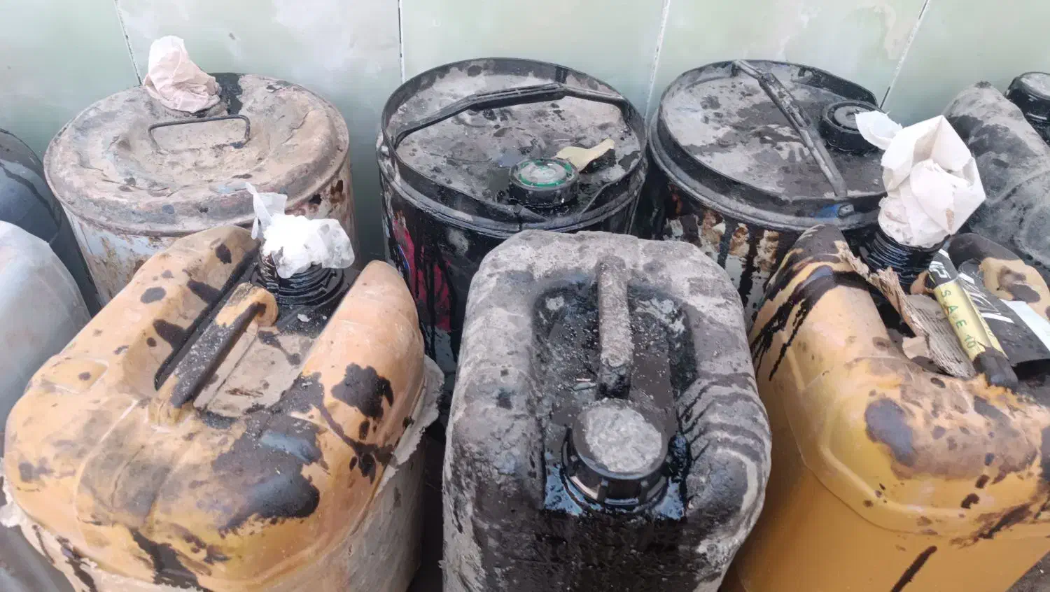 نفت سیاه|مصالح و تجهیزات ساختمان|خلیل آباد, |دیوار