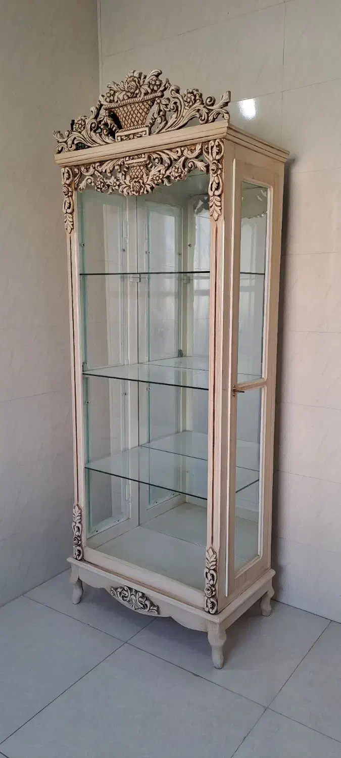 ویترین بلند کاملا سالم نو نو|بوفه، ویترین، کنسول|شهرکرد, |دیوار