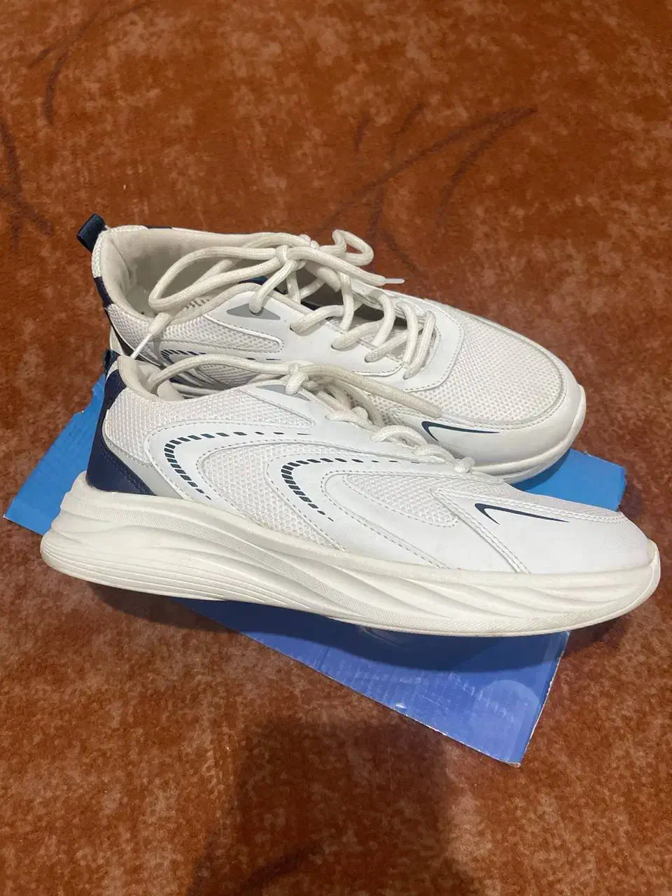 کتونی دخترانه سایز ۴۰|کیف، کفش، کمربند|لاهیجان, کوی زمانی|دیوار