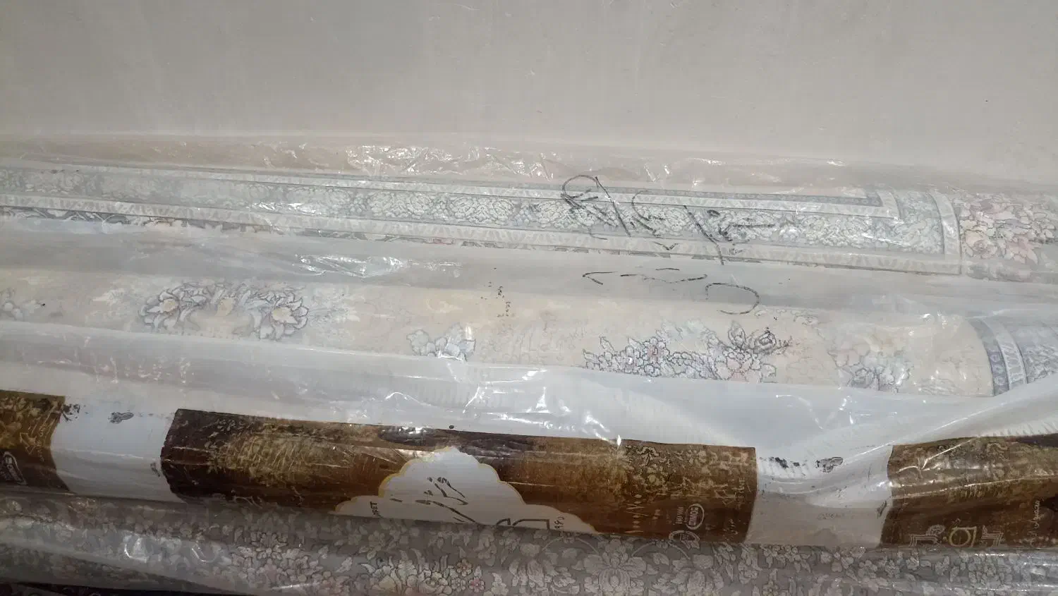 فروش 4تخته فرش 9متری درجه یک|فرش|الیگودرز, |دیوار