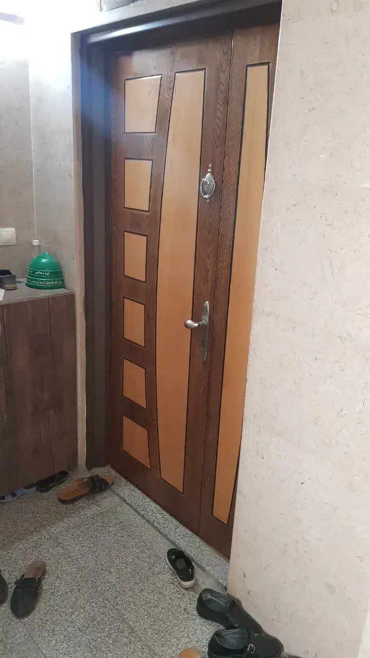 درب چوبی|مصالح و تجهیزات ساختمان|اصفهان, گلزار|دیوار