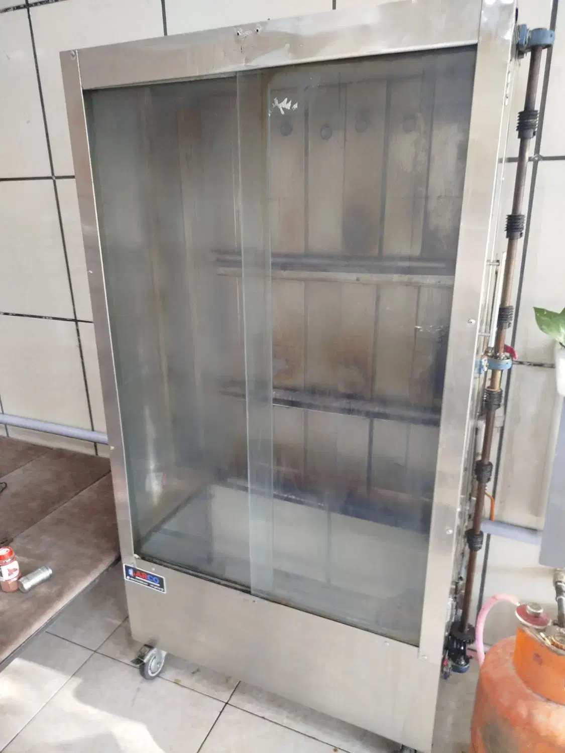 مرغ گردون 6سیخ کار تهران منقل گازی 1/5|کافیشاپ و رستوران|شاهینشهر, خانه کارگر|دیوار