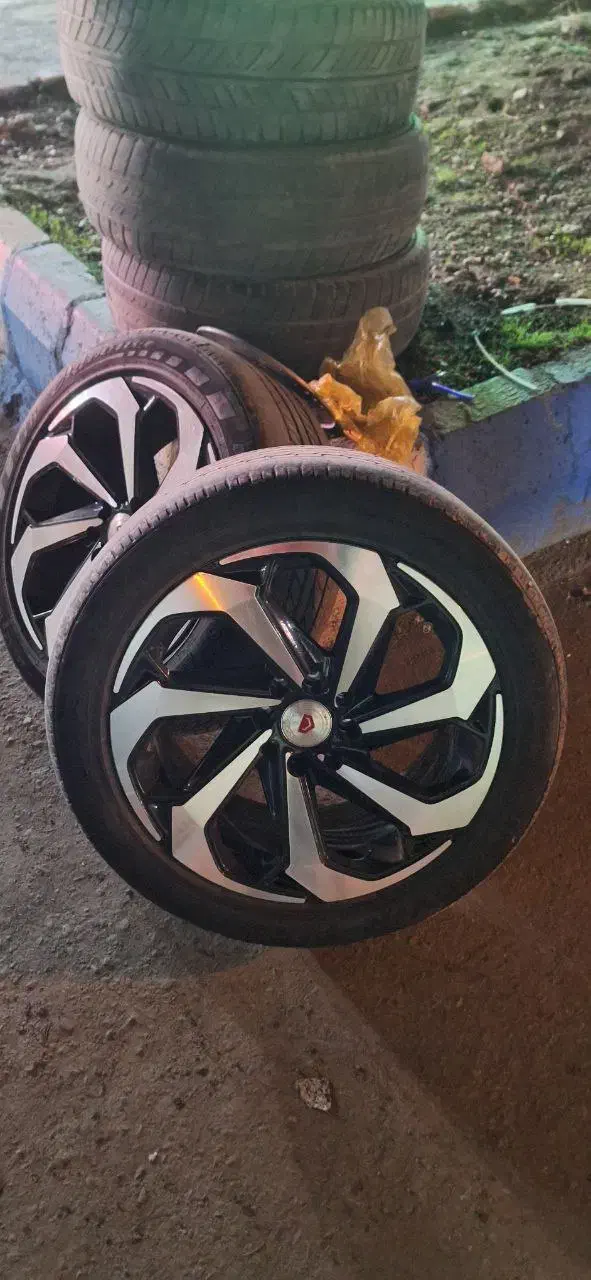 رینگو لاستیک|قطعات یدکی و لوازم جانبی|میانه, |دیوار