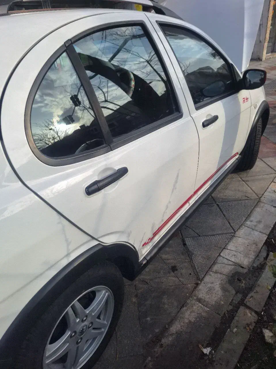 کوئیک R کم کار کرد خانگی|خودرو سواری و وانت|تهران, کیانشهر|دیوار