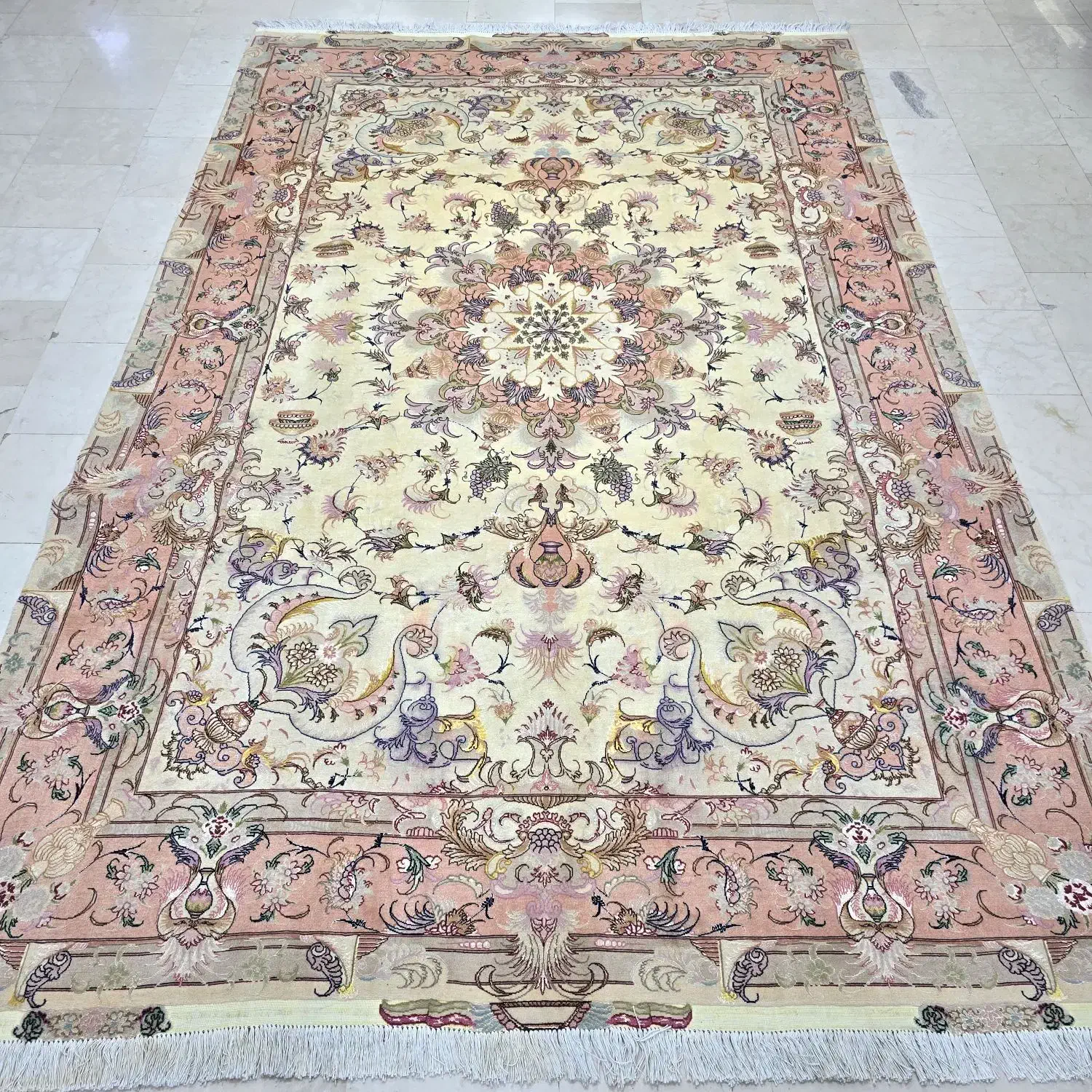 فرش تبریز دستباف طرح اولیا و چندطرح دیگر|فرش|تهران, آرارات|دیوار