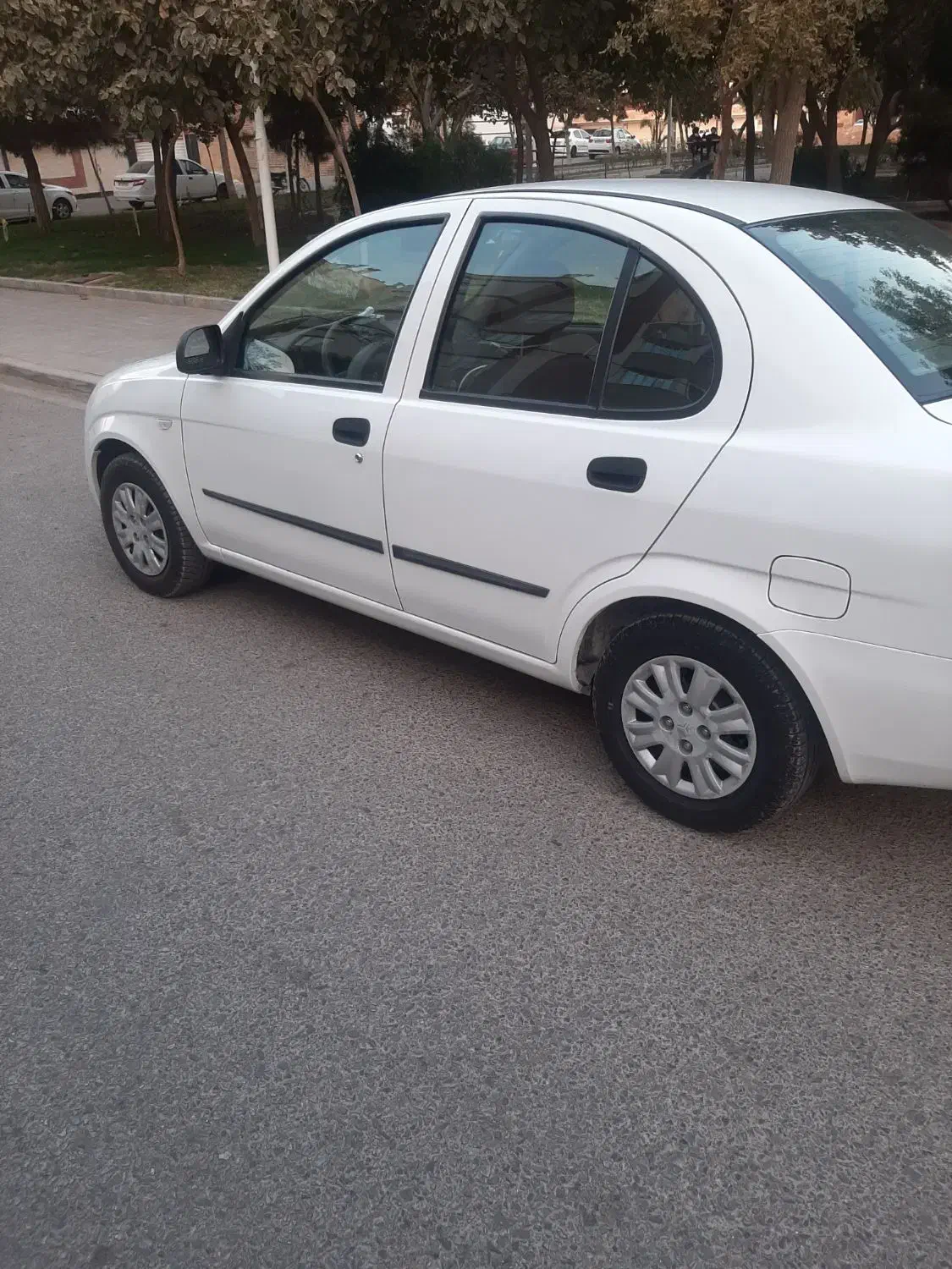 تیبا صندوق‌دار مدل ۱۴۰۰ بسیار کم کار|خودرو سواری و وانت|قم, انسجام|دیوار