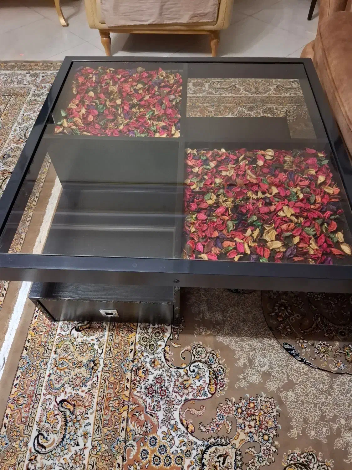 میز وسط مبل کشو دار با ۲ میز|مبلمان خانگی و میز عسلی|تهران, شهرک محلاتی|دیوار