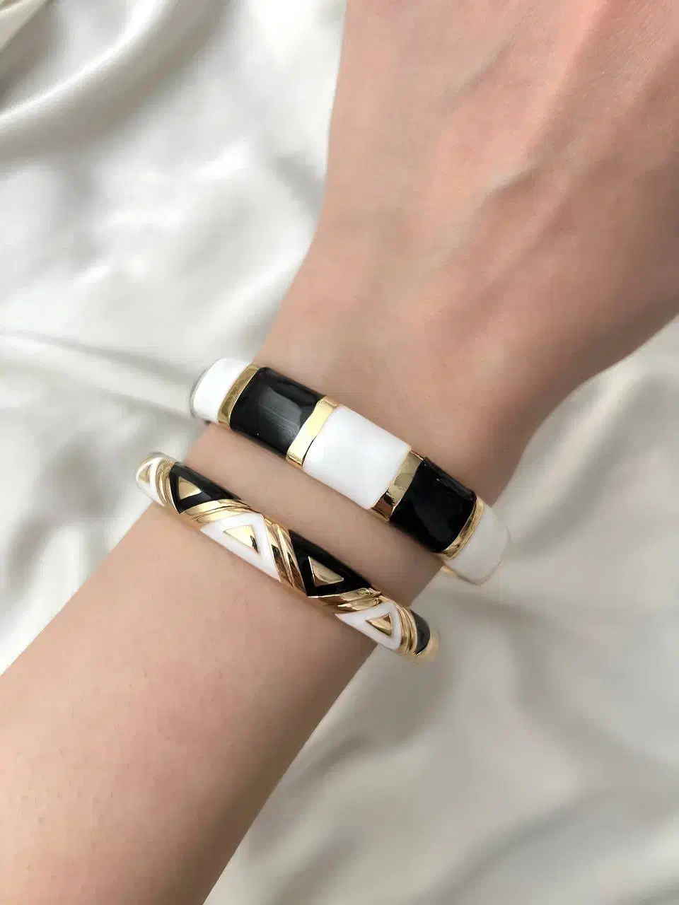 بنگل مینا کاری|زیورآلات و اکسسوری|محلات, |دیوار