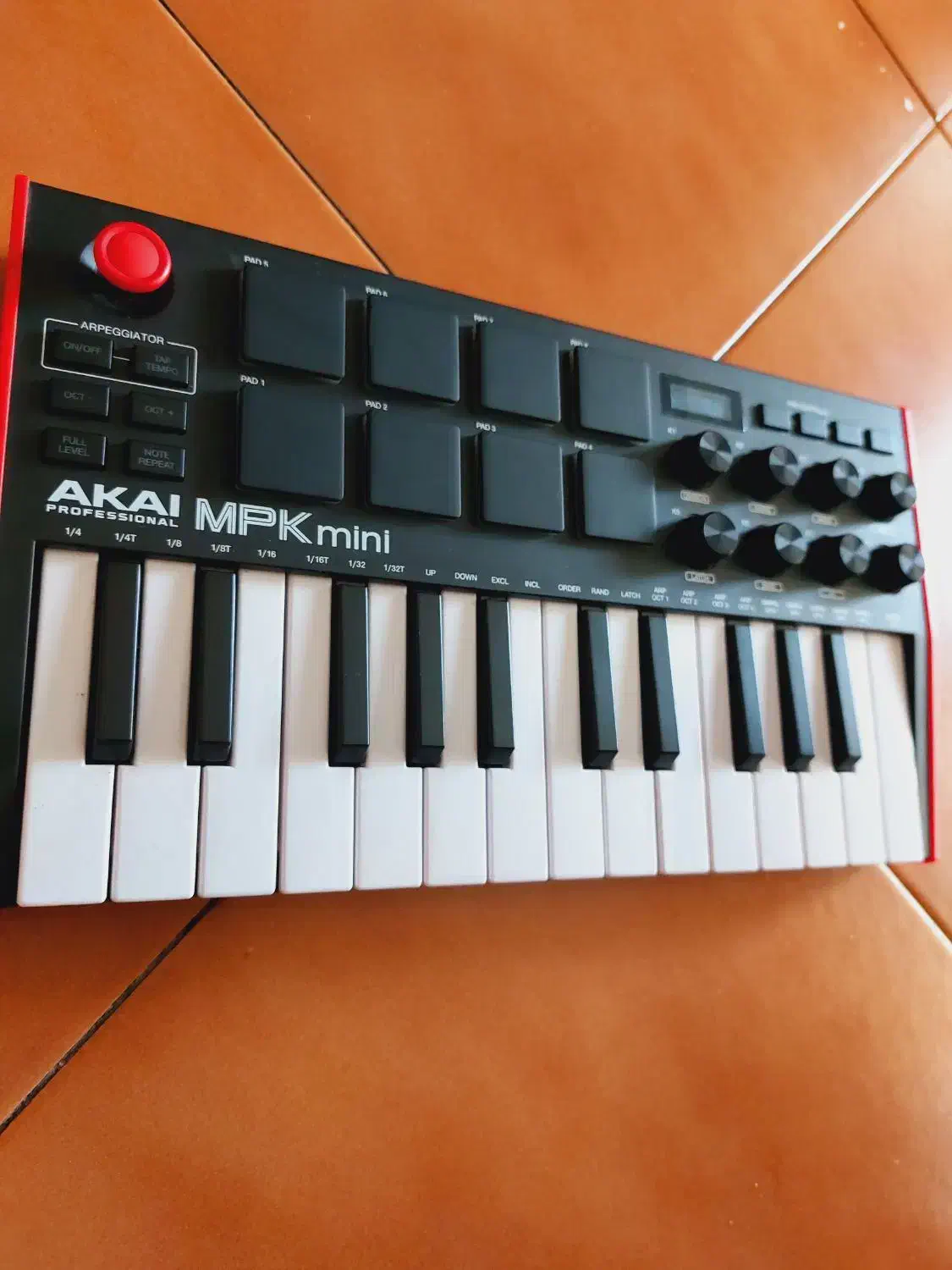 میدی کیبورد Akai MPK Mini MK3 در حد نو|پیانو، کیبورد، آکاردئون|تهران, منیریه|دیوار