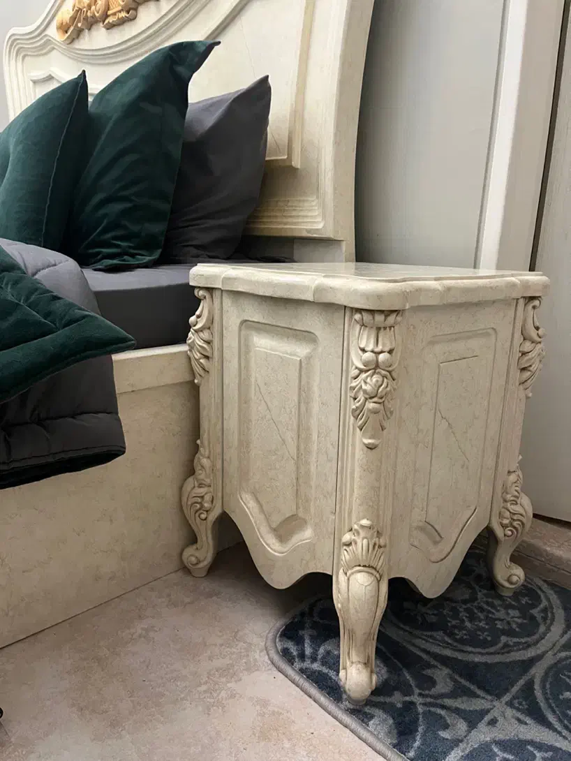 سرویس خواب|تخت و سرویس خواب|تهران, نیروی هوایی (پیروزی)|دیوار