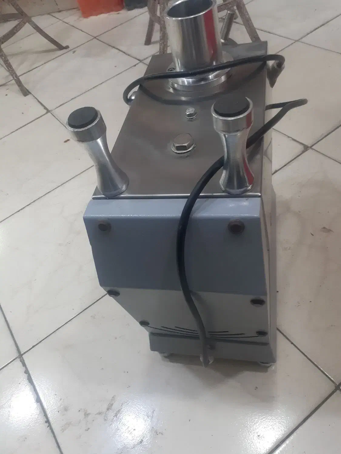 چرخ گوشت صنعتی الکتروکار سایز۲۲|کافیشاپ و رستوران|ابهر, |دیوار