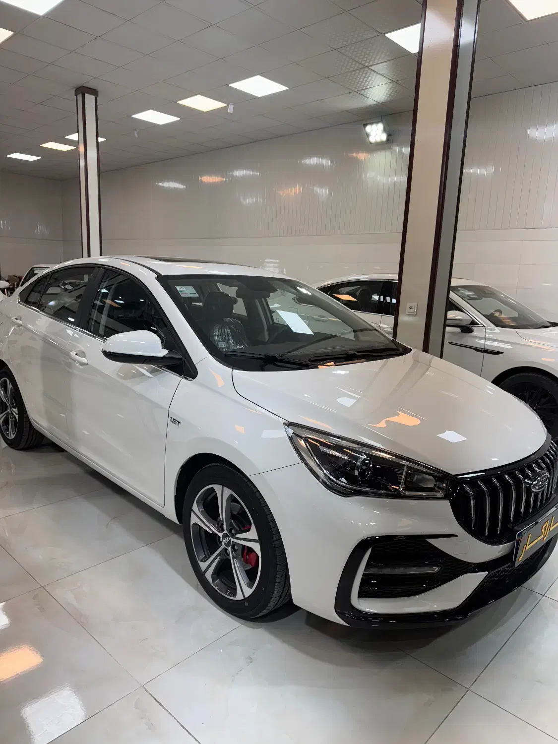 آریزو ۵ fl، مدل ۱۴۰۴، نقد و اقساط|خودرو سواری و وانت|یزد, |دیوار