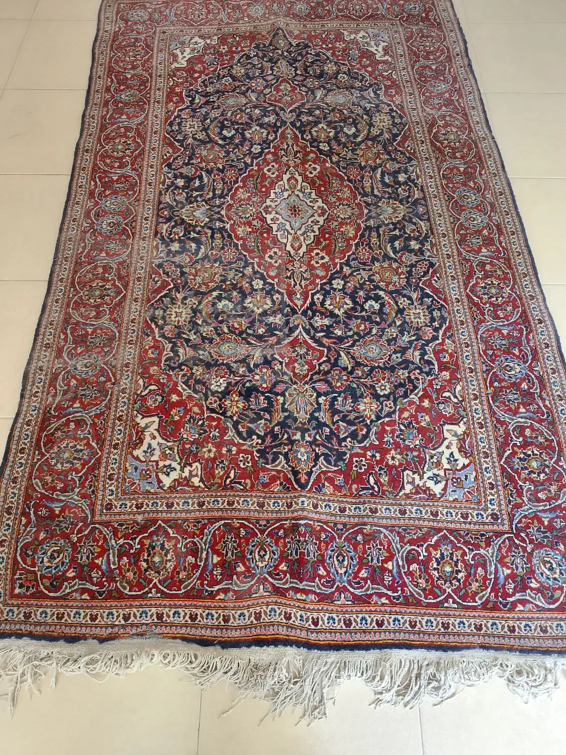 فرش دستباف|فرش|اصفهان, سعادت‌آباد|دیوار