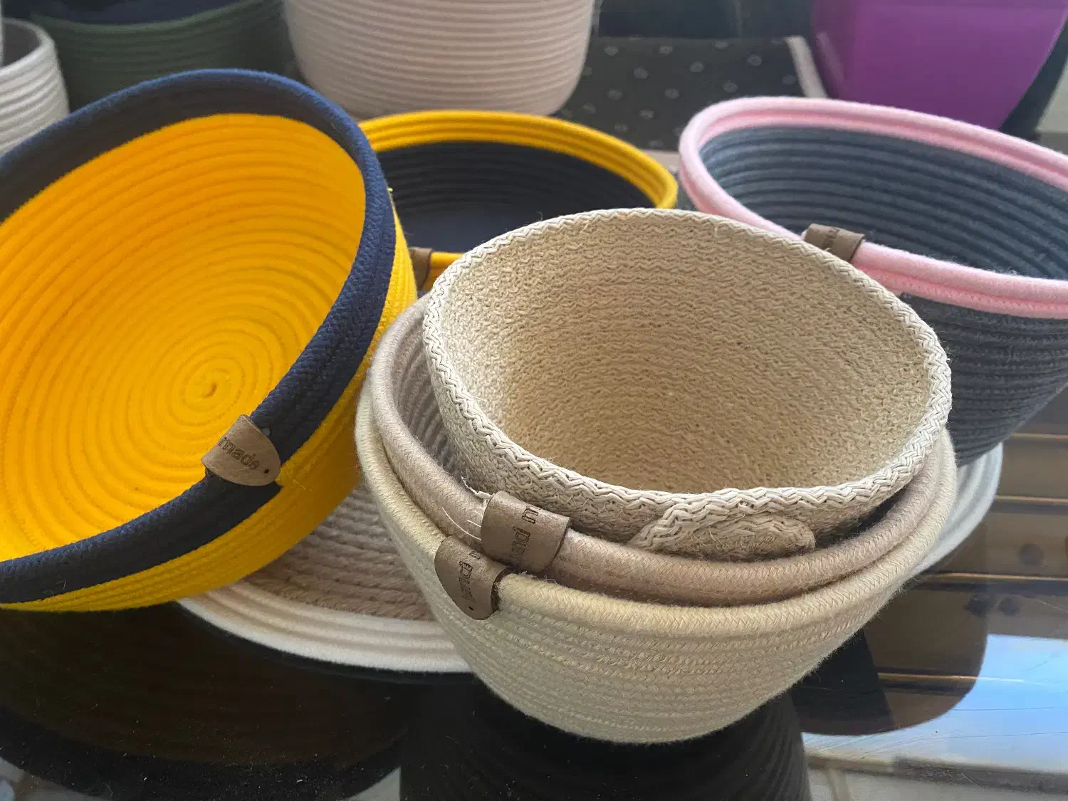 نظم‌دهنده و ظروف قیطان‌دوزی دست ساز|صنایع دستی و سایر لوازم تزئینی|بیرجند, |دیوار