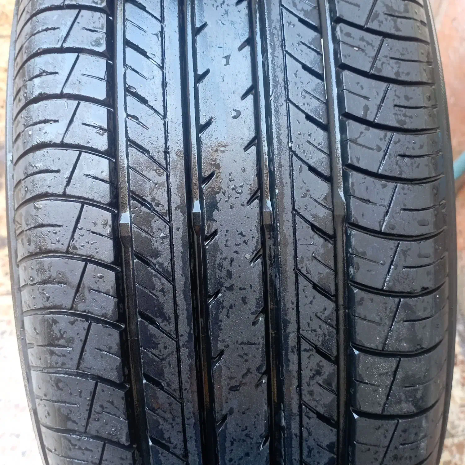 لاستیک 215 55 17 استوک یوکوهاما|قطعات یدکی و لوازم جانبی|اهواز, نادری|دیوار