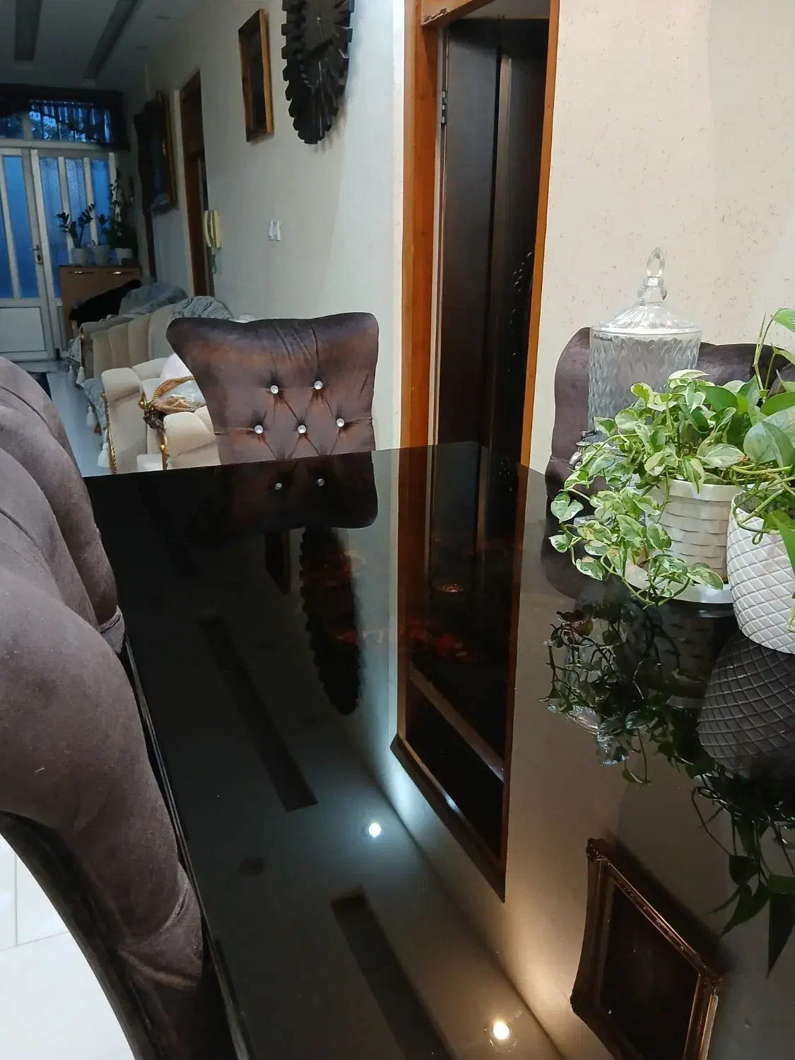 میز ناهارخوری درحد نو ۶ نفره|میز و صندلی غذاخوری|بندر انزلی, سوسر|دیوار