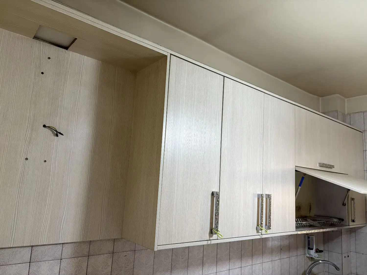 کابینت کارکرده تمیز و سالم|مصالح و تجهیزات ساختمان|تهران, پرستار|دیوار